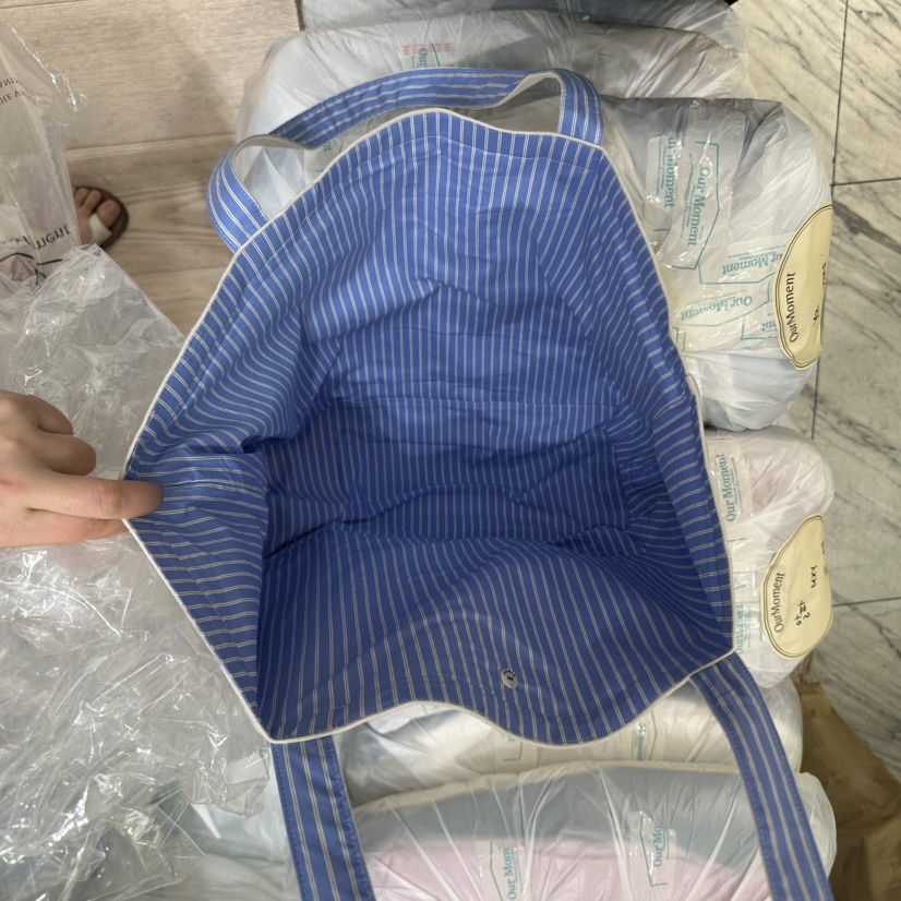 OURMOMENT東大門實拍女裝新款真品25春夏職業人氣單肩斜跨包OURMOMENT單肩/斜跨包