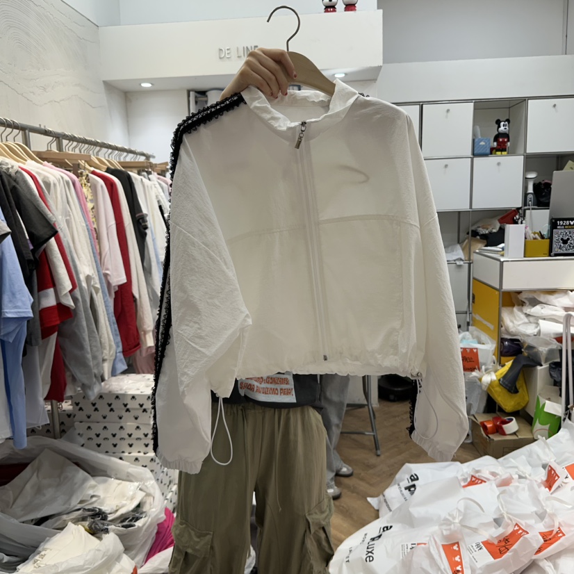 DE LINE韓國代購女裝新品熱賣時尚25春夏休閑人氣夾克小飛象DE LINE夾克