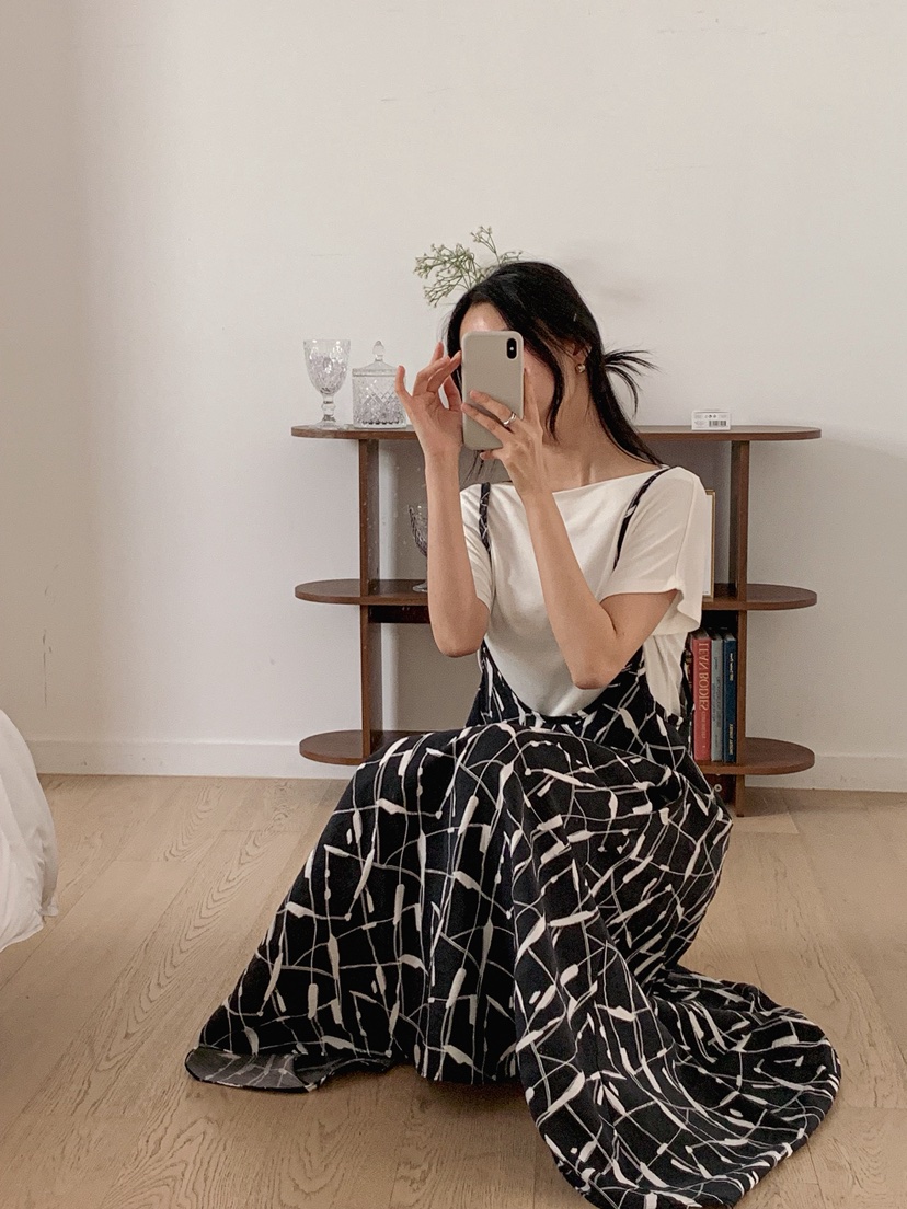 VERNI韓國直郵㊣女裝新款25春夏休閑時尚推薦連衣裙不含內搭VERNI連衣裙