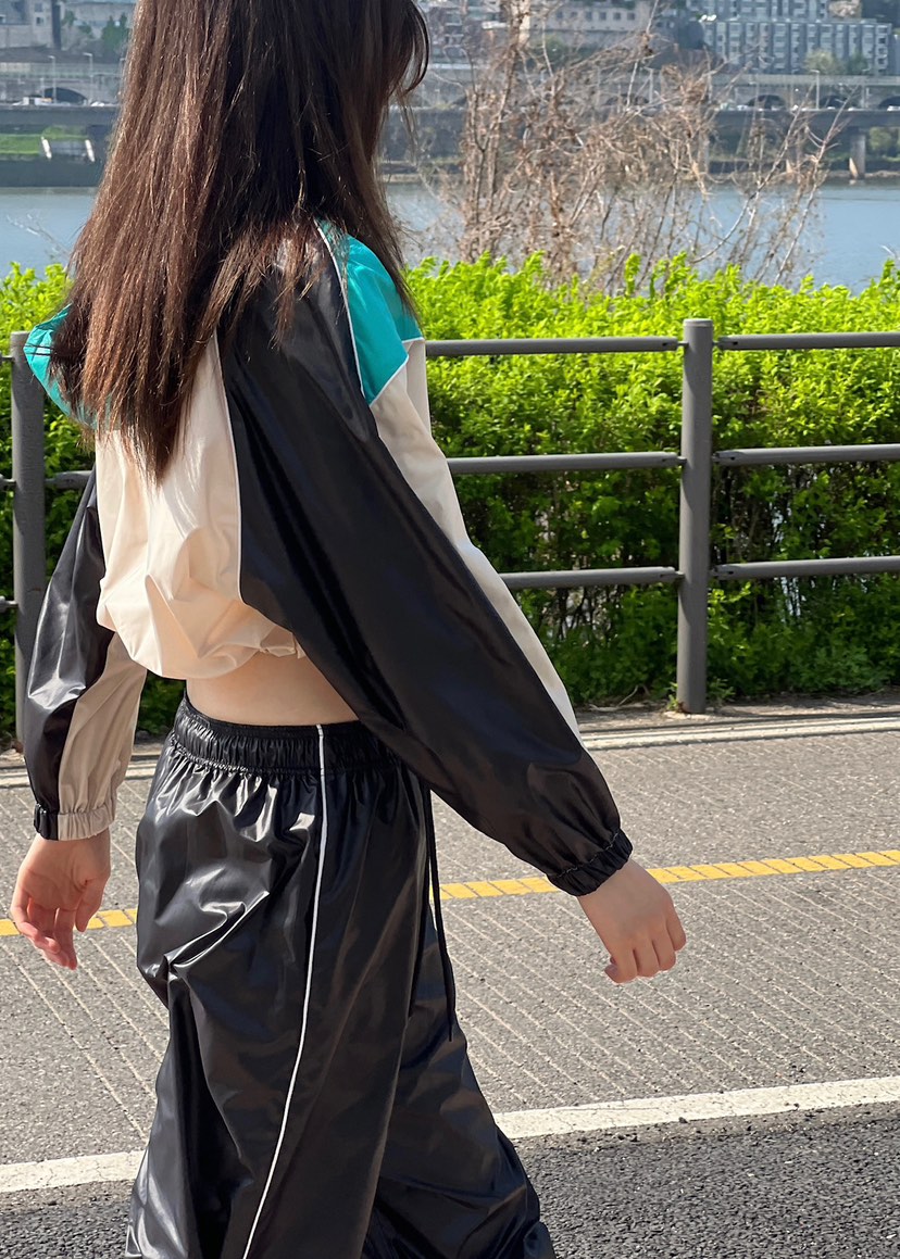 ANOTHER AVENUE韓國直郵㊣東大門實拍女裝新品休閑夾克連帽衫短款ANOTHER AVENUE夾克
