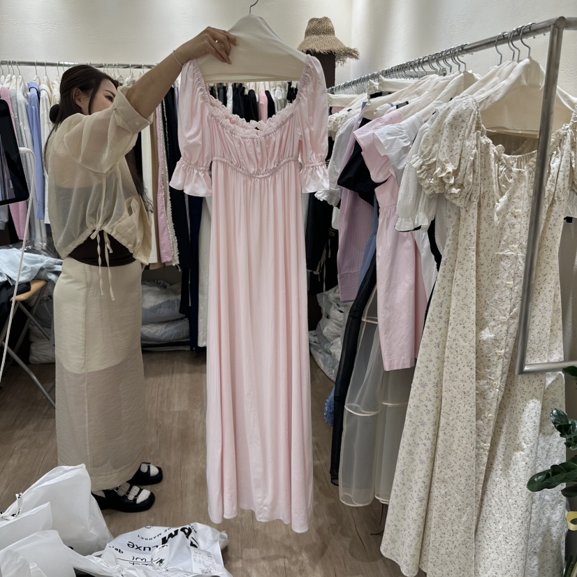HANSUNGHYUN韓國㊣直郵東大門代購女裝新品時尚連衣裙奶油色HANSUNGHYUN連衣裙