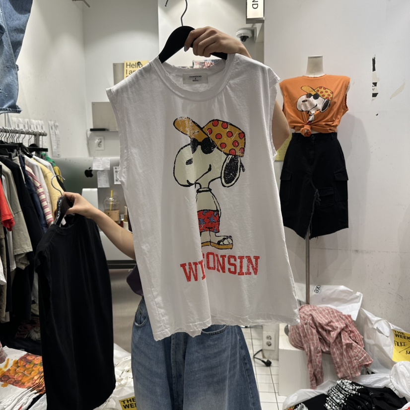 THE WEEKND韓國直郵㊣東大門實拍女裝新品時尚吊帶背心史努比THE WEEKND吊帶/背心