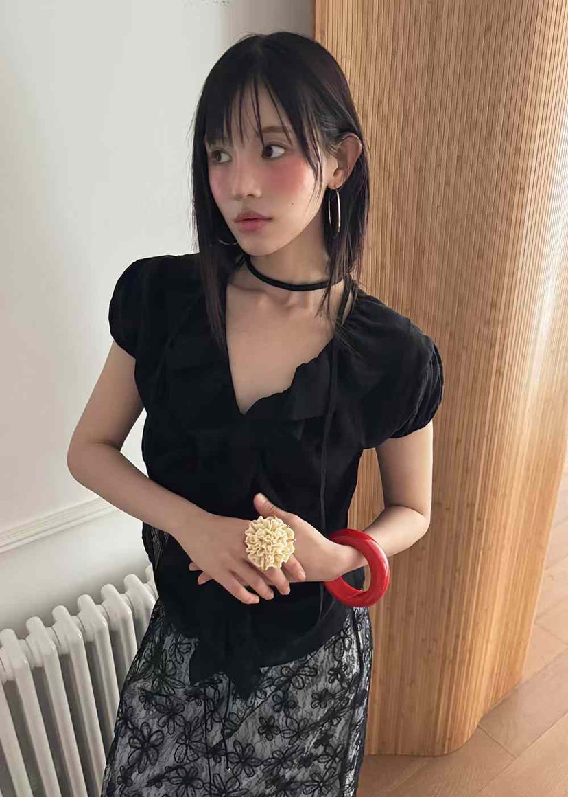 FOUNDATION韓國直郵㊣女裝新品熱賣人氣時尚襯衫蕾絲衫含腰繩FOUNDATION襯衫/蕾絲衫
