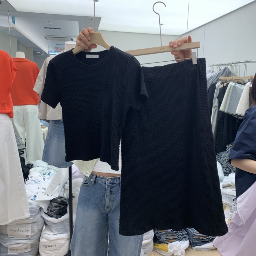 MOI-A直郵韓國代購㊣女裝新品休閑人氣25春夏時尚推薦套裝MOI-A套裝圖色2