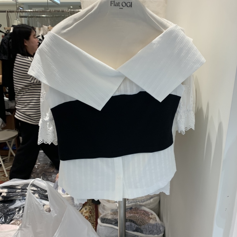 OGI直郵韓國代購㊣女裝新款時尚熱賣休閑推薦襯衫蕾絲衫緊身FLat OGI襯衫/蕾絲衫