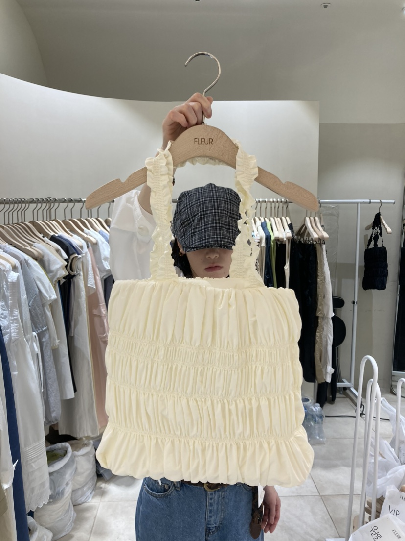 FLEUR-P韓國㊣直郵東大門代購女裝新品人氣25春夏手拿包腋下包FLEUR手拿包/腋下包圖色2