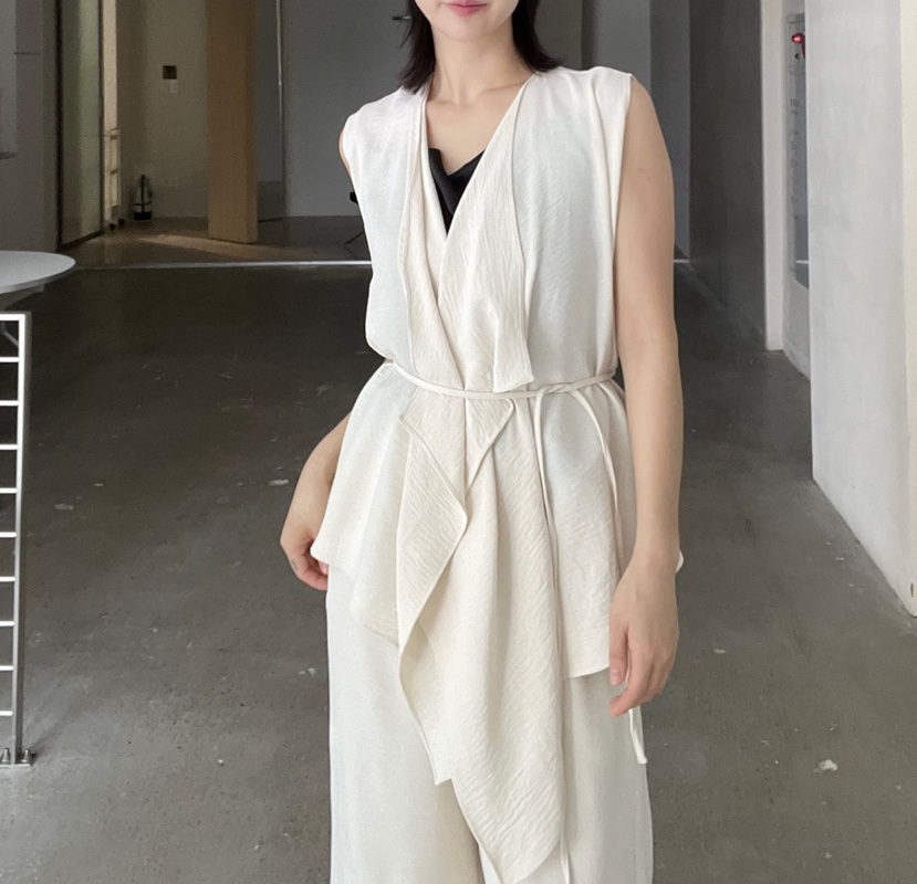 VERNI韓國直郵㊣東大門實拍女裝新品熱賣休閑人氣馬甲含腰繩VERNI馬甲