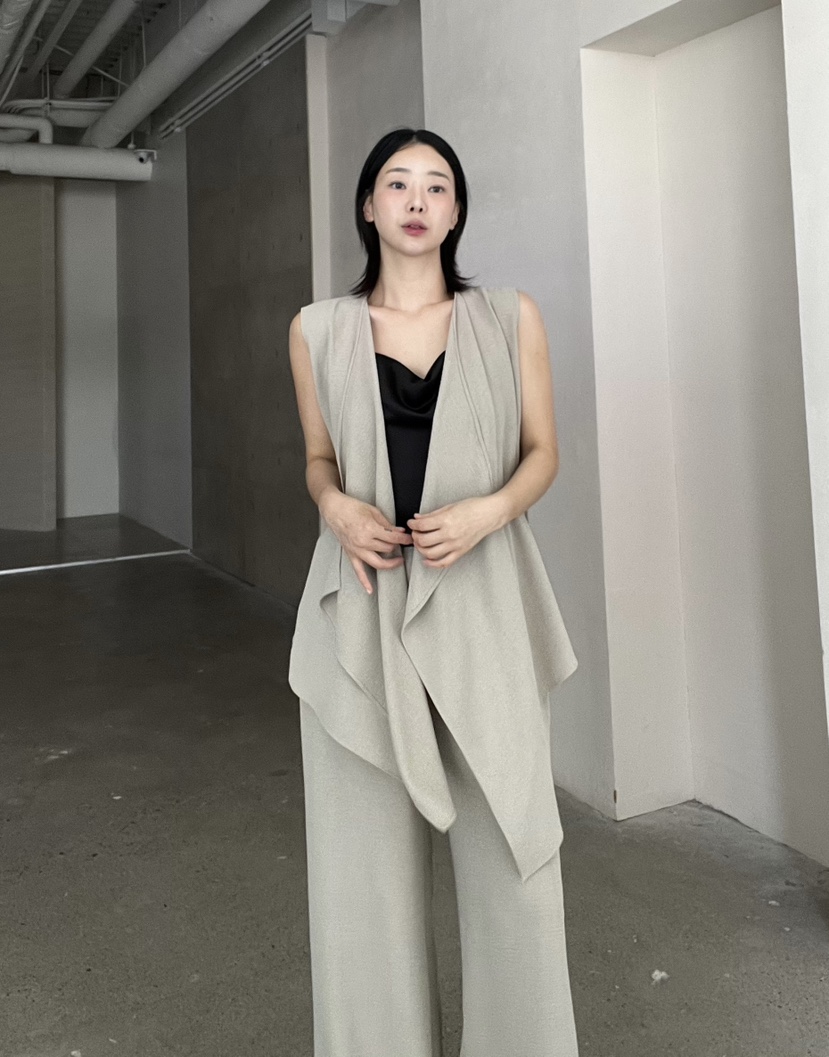 VERNI韓國直郵㊣東大門實拍女裝新品熱賣休閑人氣馬甲含腰繩VERNI馬甲
