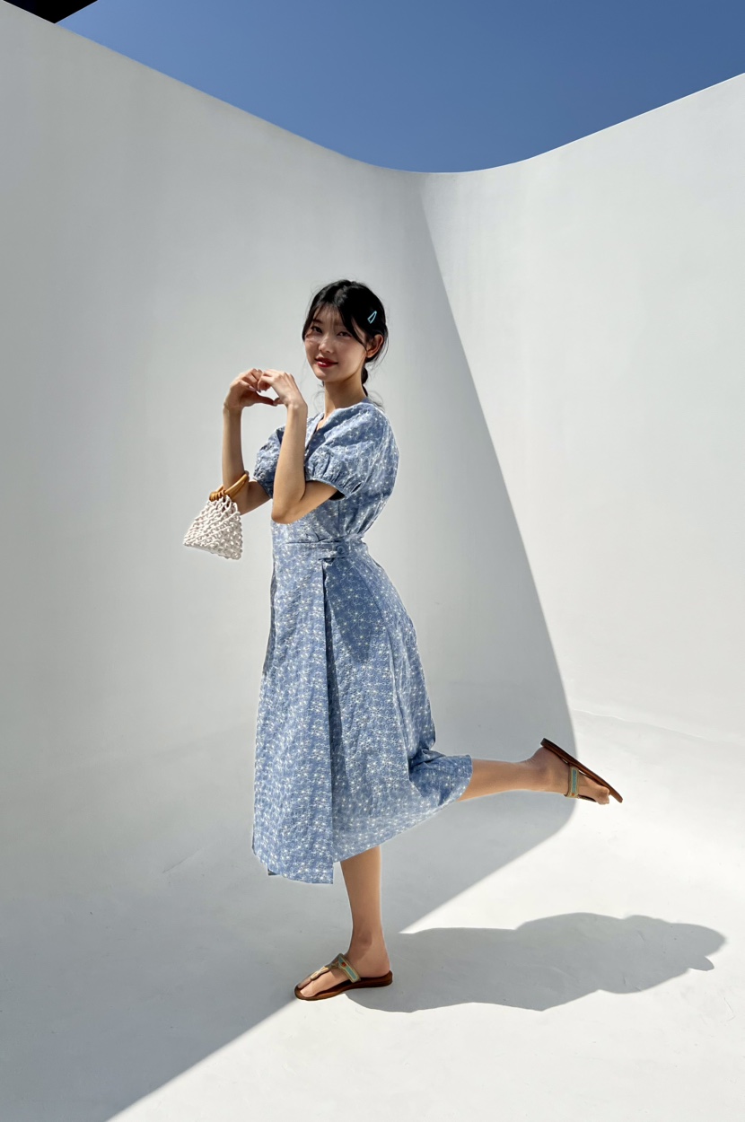 AVEC-OT韓國代購女裝新款25春夏推薦真品休閑時尚人氣連衣裙AVEC-OT連衣裙