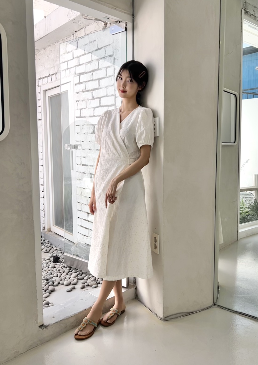 AVEC-OT韓國代購女裝新款25春夏推薦真品休閑時尚人氣連衣裙AVEC-OT連衣裙