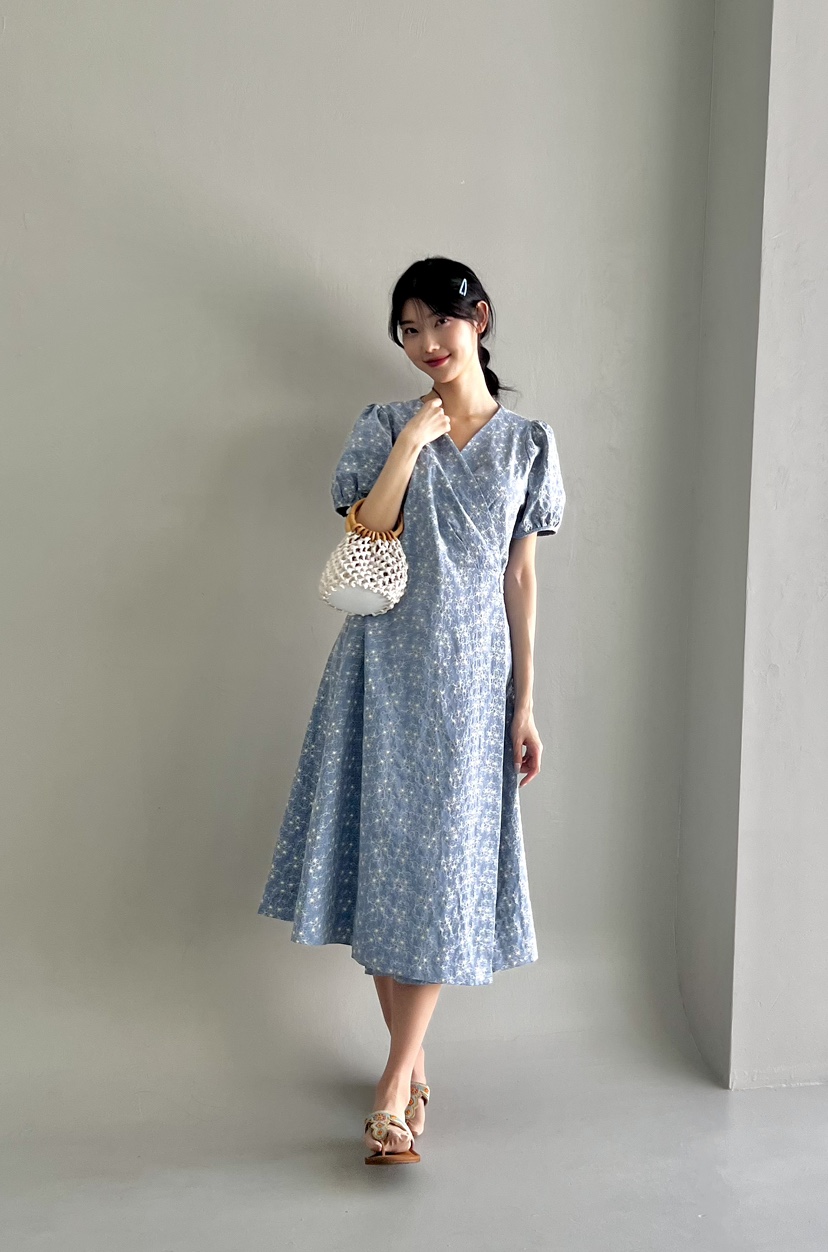 AVEC-OT韓國代購女裝新款25春夏推薦真品休閑時尚人氣連衣裙AVEC-OT連衣裙