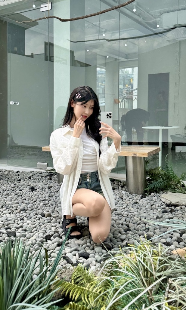 AVEC-OT東大門代購女裝新品熱賣25春夏真品休閑襯衫蕾絲衫AVEC-OT襯衫/蕾絲衫圖色2