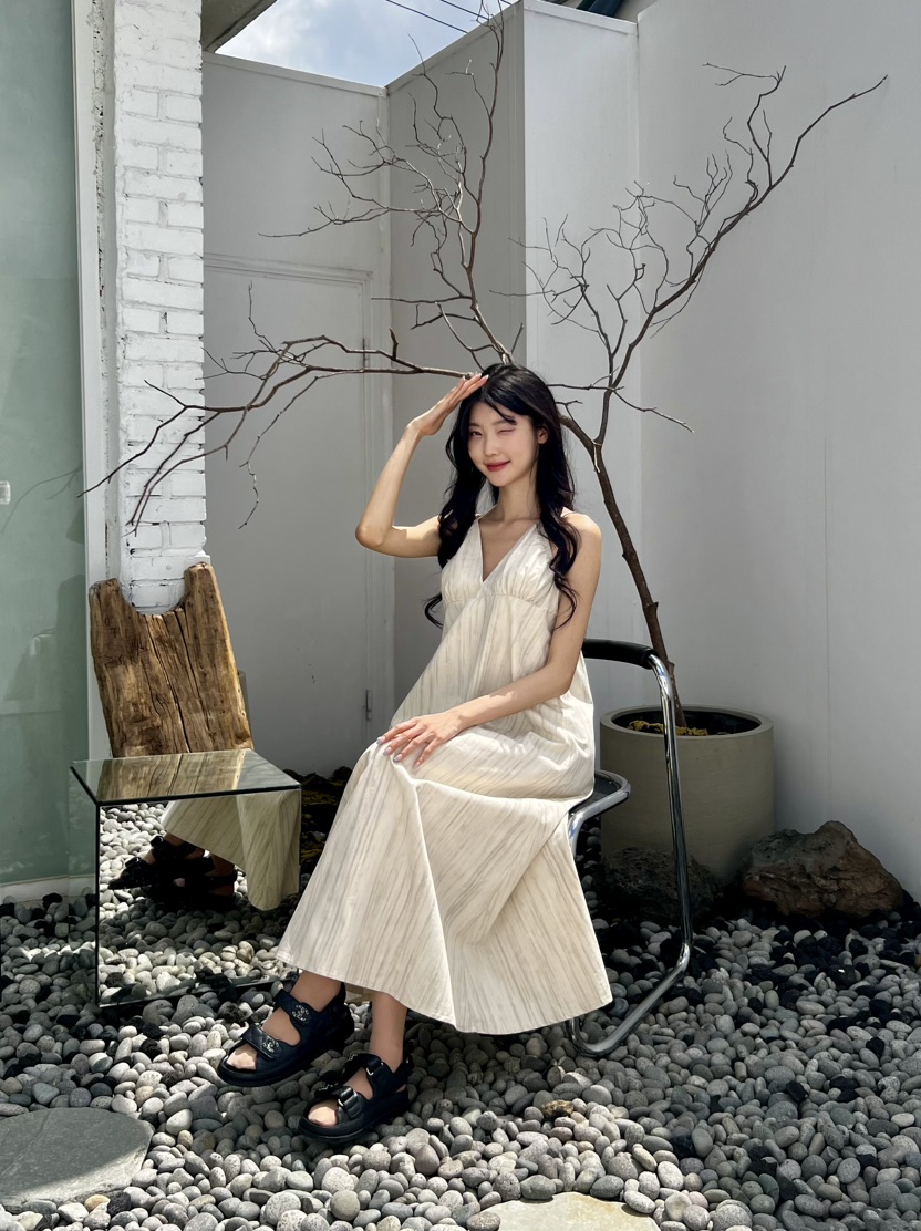 AVEC-OT韓國直郵女裝新款休閑推薦人氣時尚連衣裙不含內搭AVEC-OT連衣裙