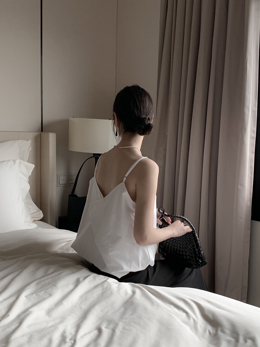 LE BUTTER韓國直郵女士新品推薦人氣休閑真品25春夏吊帶背心LE BUTTER吊帶/背心