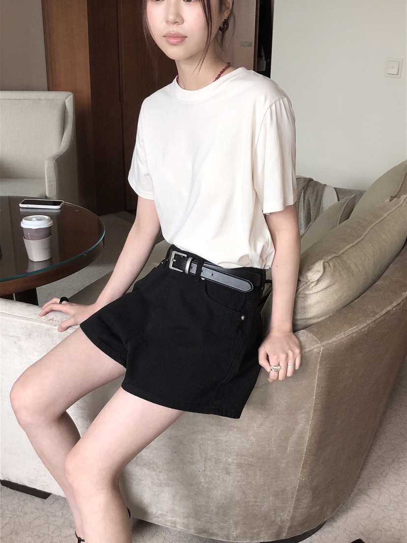 LE BUTTER韓國代購女士新款推薦人氣休閑25春夏熱賣時尚T恤LE BUTTERT恤