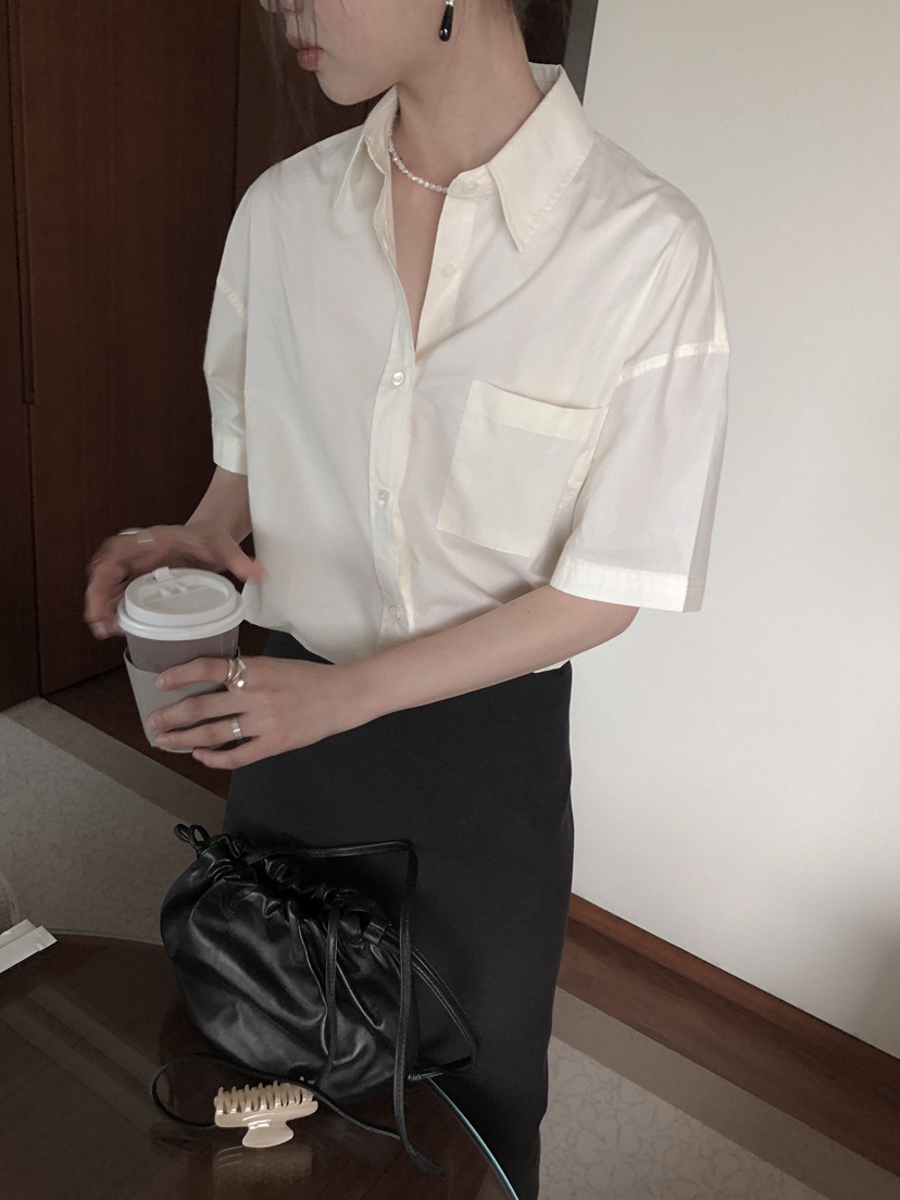 LE BUTTER韓國直郵女士新品職業時尚推薦人氣25春夏襯衫蕾絲衫LE BUTTER襯衫/蕾絲衫