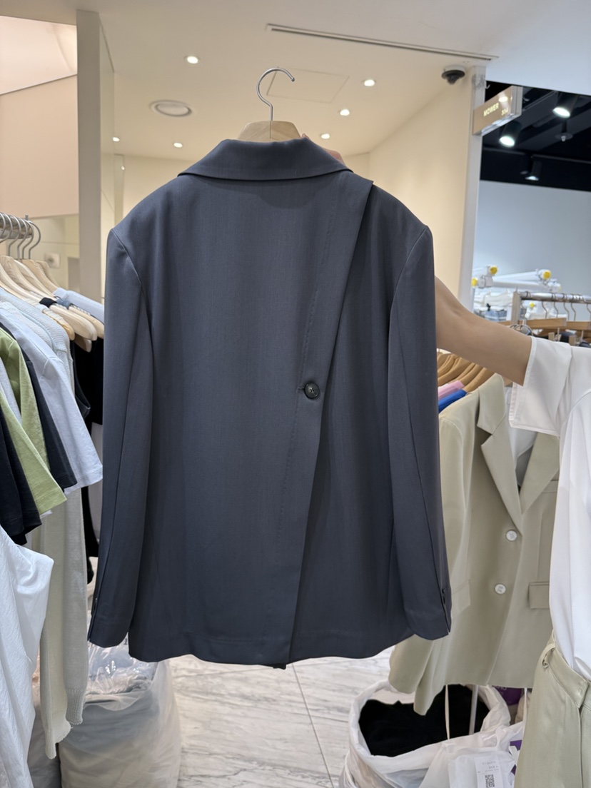 YIKHO STYLE東大門直郵女士新品25春夏推薦人氣真品時尚夾克YIKHO STYLE夾克