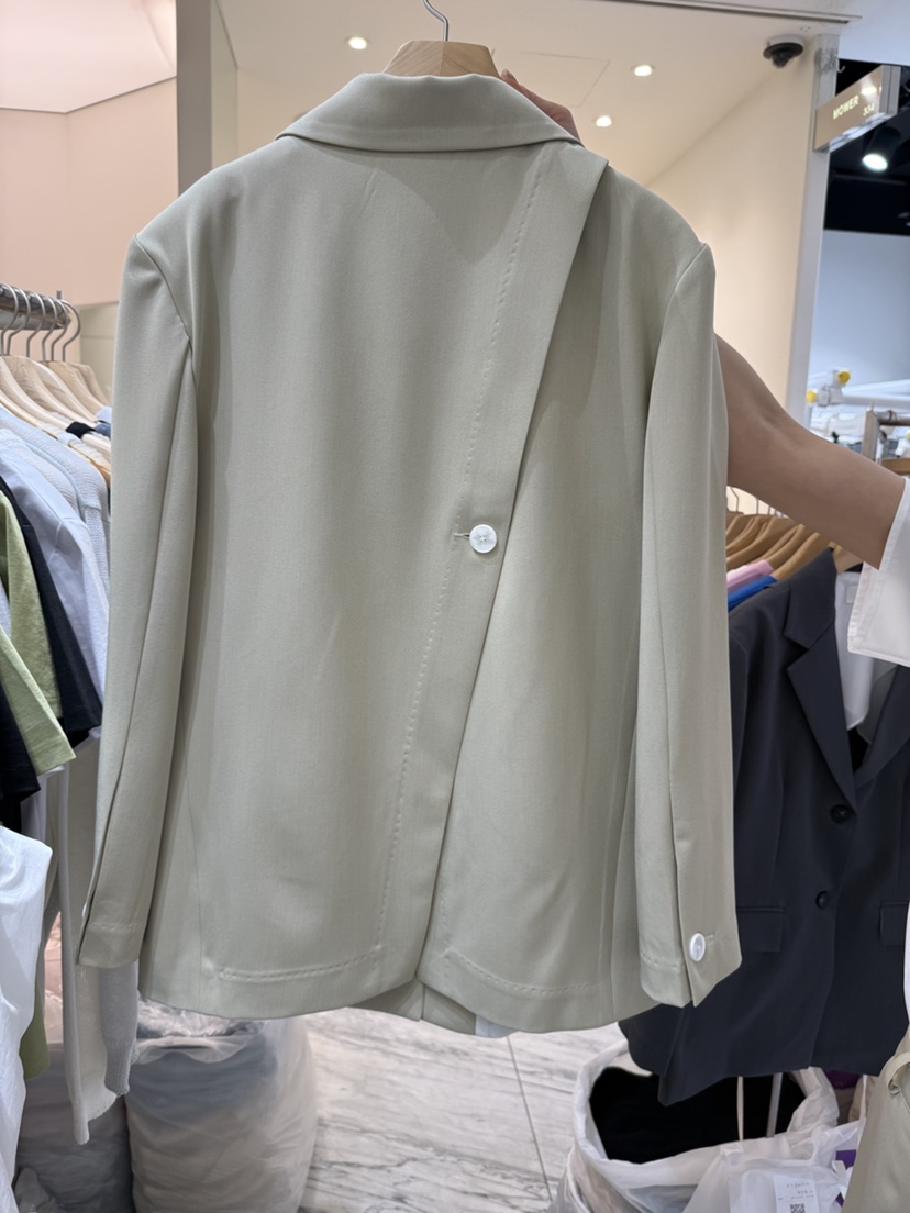 YIKHO STYLE東大門直郵女士新品25春夏推薦人氣真品時尚夾克YIKHO STYLE夾克