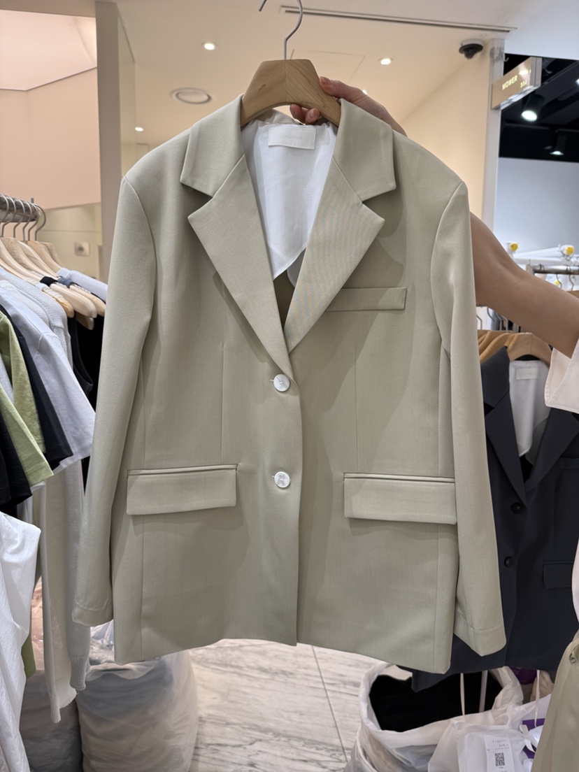 YIKHO STYLE東大門直郵女士新品25春夏推薦人氣真品時尚夾克YIKHO STYLE夾克圖色2