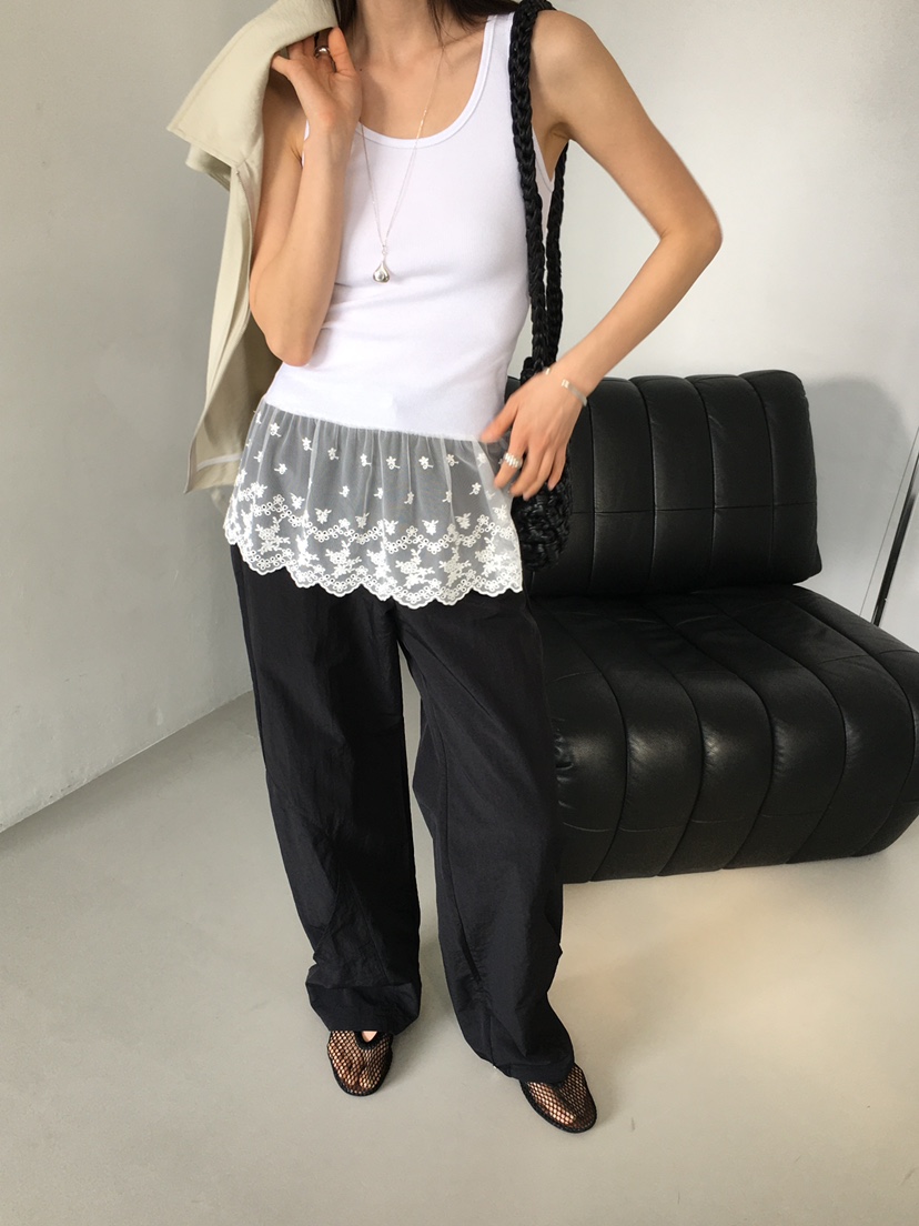 MONDAYMORING東大門直郵女裝新款人氣時尚推薦25春夏吊帶背心MONDAYMORING吊帶/背心