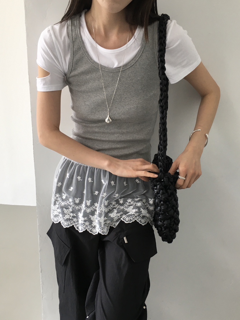 MONDAYMORING東大門直郵女裝新款人氣時尚推薦25春夏吊帶背心MONDAYMORING吊帶/背心