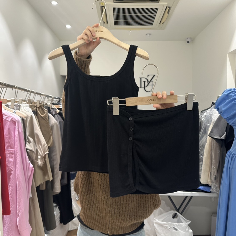 DOUZE韓國㊣直郵東大門代購女裝新品時尚推薦25春夏人氣套裝DOUZE套裝圖色4