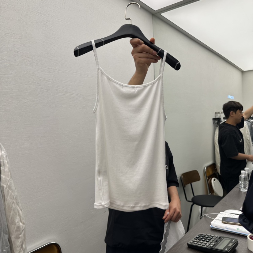 MOANA韓國直郵㊣女裝新款推薦人氣熱賣休閑25春夏吊帶背心天絲MOANA吊帶/背心