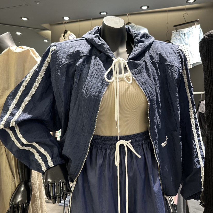 STAR-L韓國直郵㊣東大門實拍女裝新品熱賣推薦人氣時尚夾克STAR-L夾克圖色2