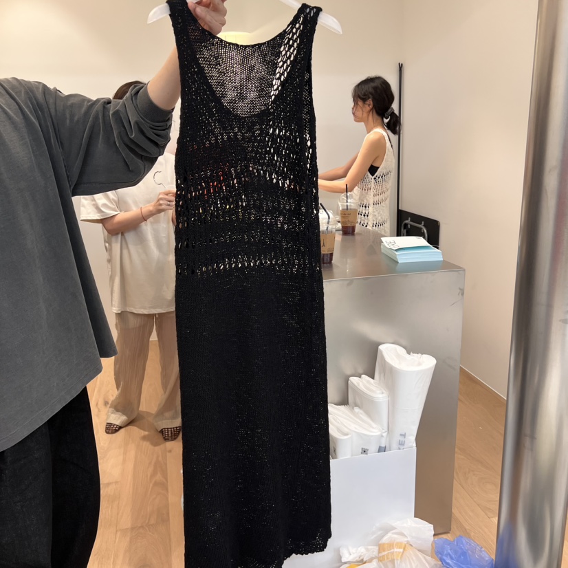THERE韓國直郵㊣女裝新品25春夏時尚熱賣休閑連衣裙不含內搭THERE連衣裙圖色2