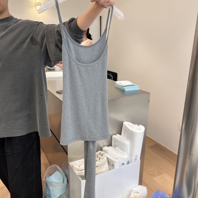 THERE韓國㊣直郵東大門代購女裝新品推薦休閑時尚熱賣吊帶背心THERE吊帶/背心