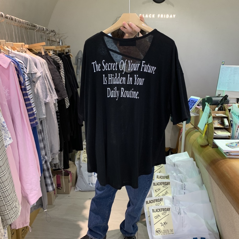 BLACKFRIDAY東大門直郵女裝新品人氣25春夏熱賣真品推薦T恤BLACK FRIDAYT恤