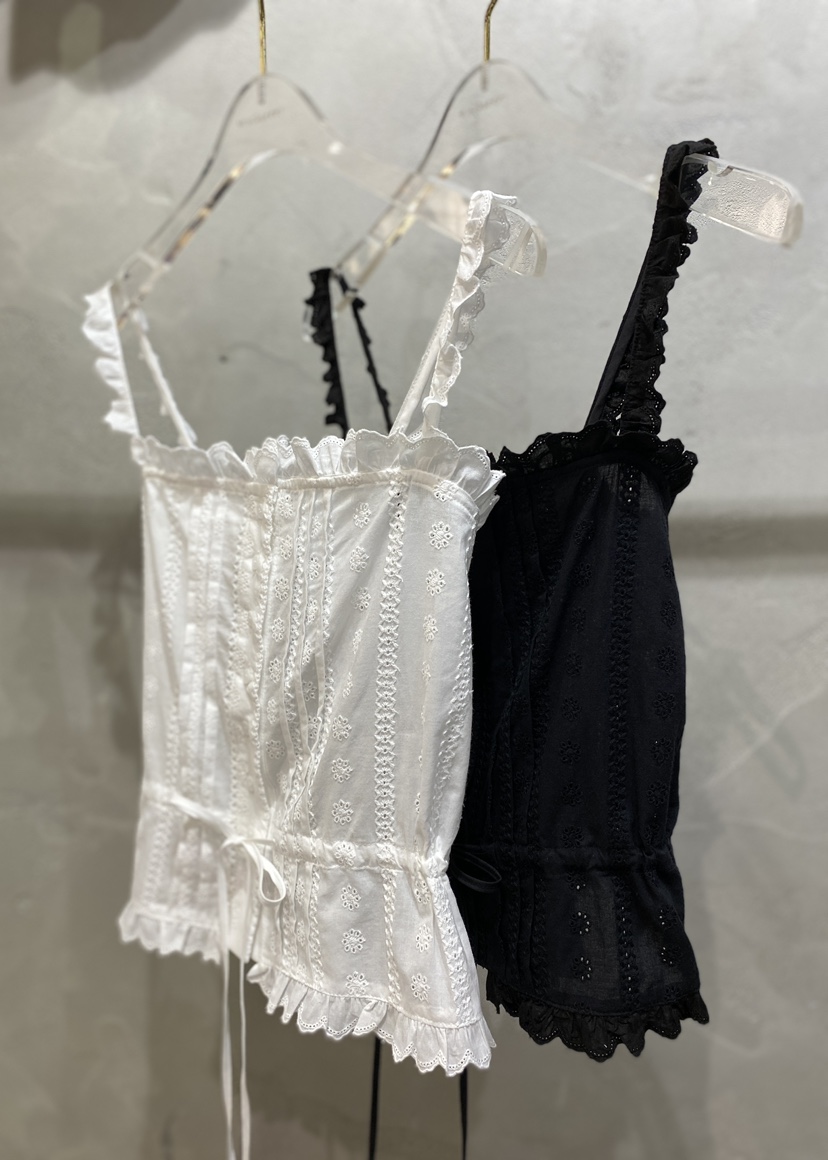 MINIQUEENS韓國代購女裝新品真品推薦時尚熱賣吊帶背心刺繡MINIQUEENS吊帶/背心