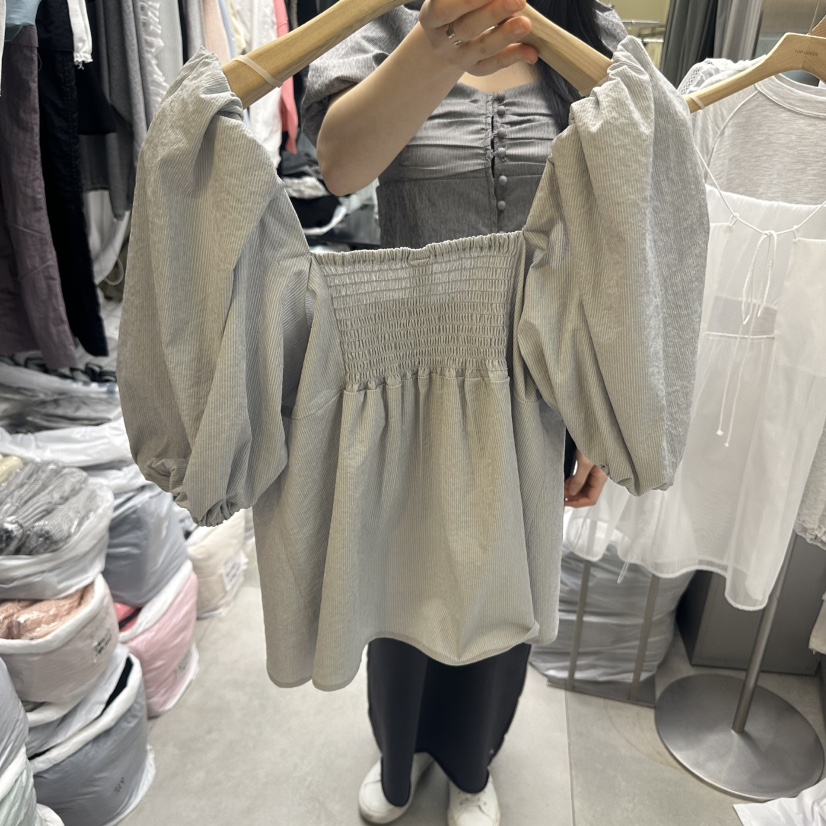 UOOV東大門直郵女裝新品職業25春夏時尚熱賣真品襯衫蕾絲衫UOOV襯衫/蕾絲衫