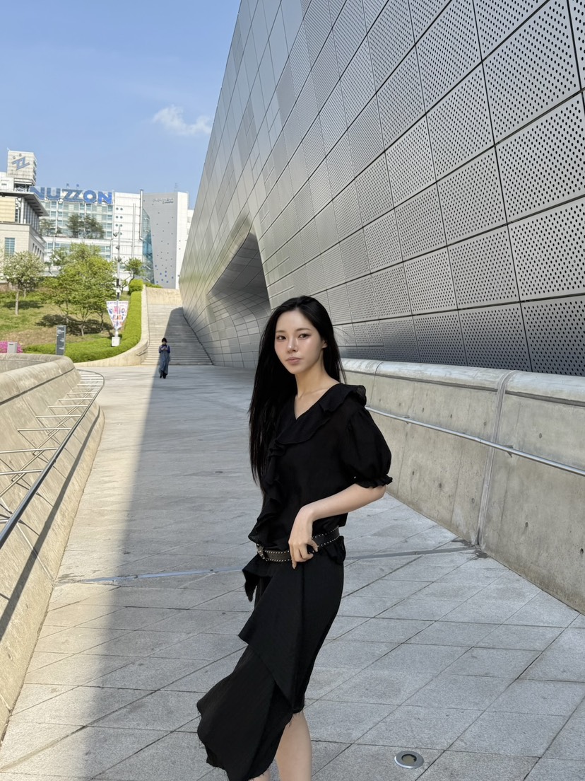 BETWEEN US東大門實拍女裝新品推薦25春夏人氣熱賣襯衫蕾絲衫JICJO:SEOUL襯衫/蕾絲衫