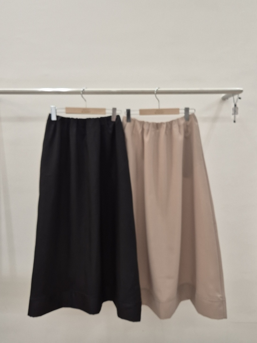 DAILY MOMENT東大門代購女士新品熱賣25春夏真品時尚推薦長裙DAILY MOMENT長裙