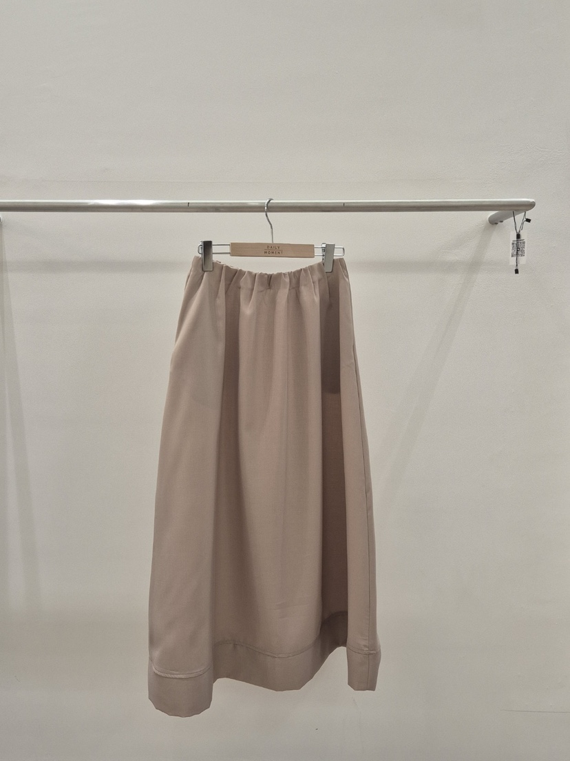 DAILY MOMENT東大門代購女士新品熱賣25春夏真品時尚推薦長裙DAILY MOMENT長裙