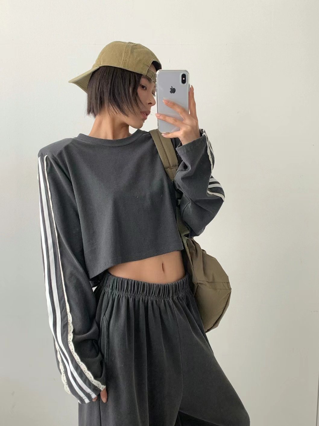 CELEB-셀럽-T東大門直郵女士新款真品休閑熱賣時尚長袖T恤CELEB-T長袖T恤圖色2