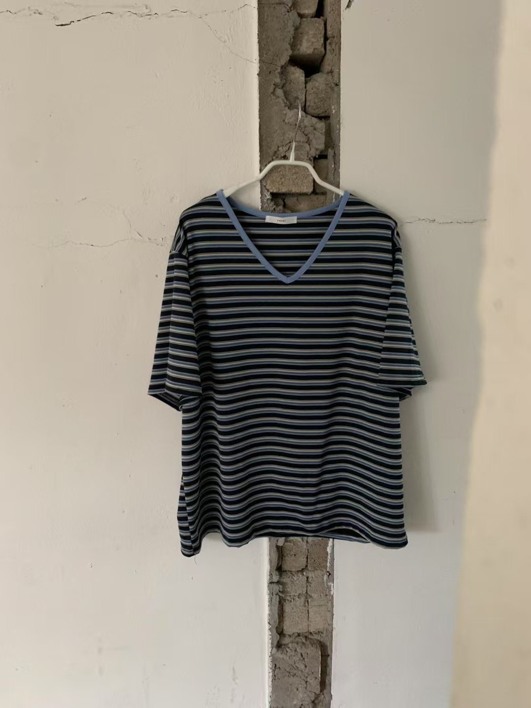FEVER直郵韓國代購㊣女裝新品休閑推薦時尚人氣熱賣25春夏T恤FEVERT恤圖色2