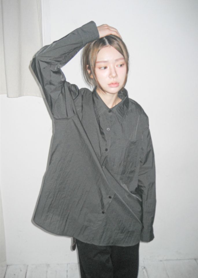 LIVE FOREVER韓國直郵女士新品25春夏熱賣職業人氣襯衫蕾絲衫LIVE FOR_EVER襯衫/蕾絲衫