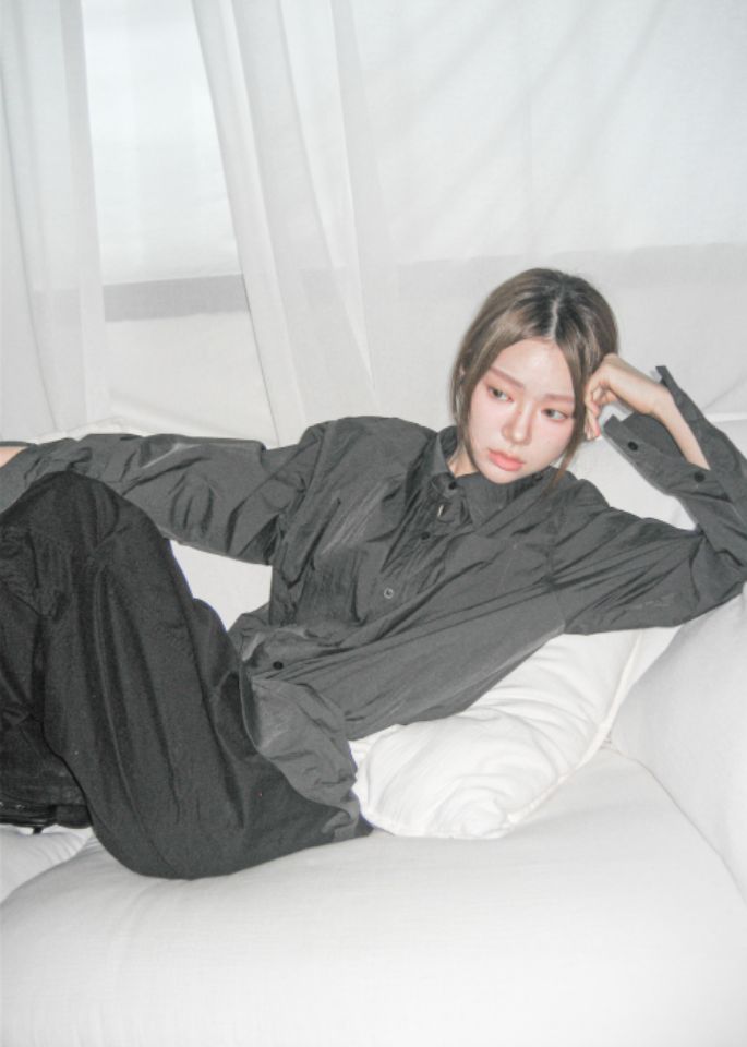LIVE FOREVER韓國直郵女士新品25春夏熱賣職業人氣襯衫蕾絲衫LIVE FOR_EVER襯衫/蕾絲衫