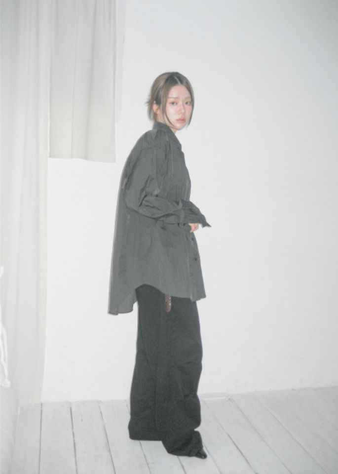 LIVE FOREVER韓國直郵女士新品25春夏熱賣職業人氣襯衫蕾絲衫LIVE FOR_EVER襯衫/蕾絲衫
