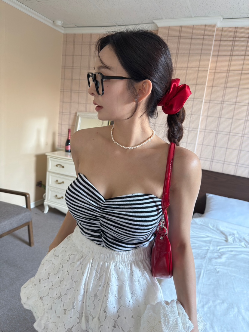 DENVER韓國代購女裝新款25春夏真品職業推薦人氣熱賣吊帶背心DENVER吊帶/背心