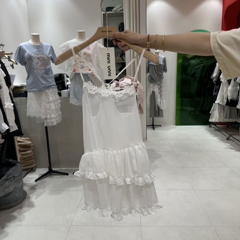 MINI UNNI東大門代購女士新品熱賣休閑連衣裙不含內搭雪紡MINI UNNI連衣裙圖色2