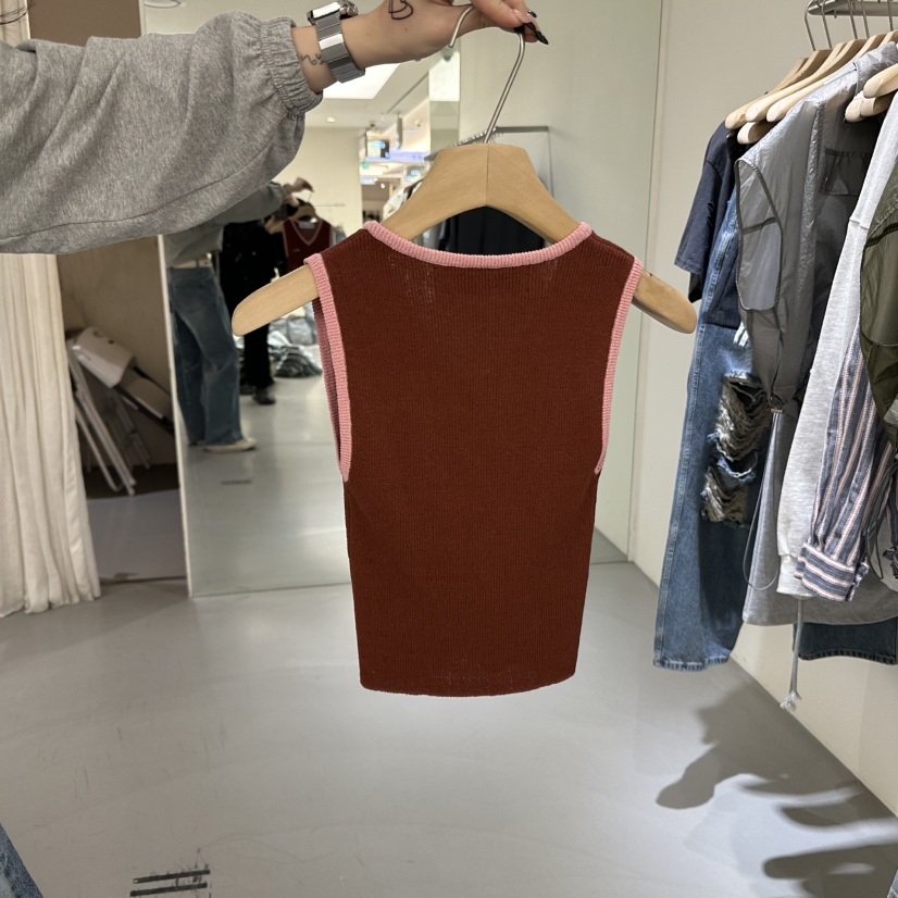 VAULT東大門直郵女裝新款熱賣休閑真品25春夏人氣推薦吊帶背心VAULT吊帶/背心