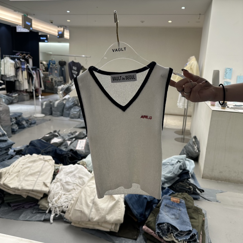 VAULT東大門直郵女裝新款熱賣休閑真品25春夏人氣推薦吊帶背心VAULT吊帶/背心圖色3