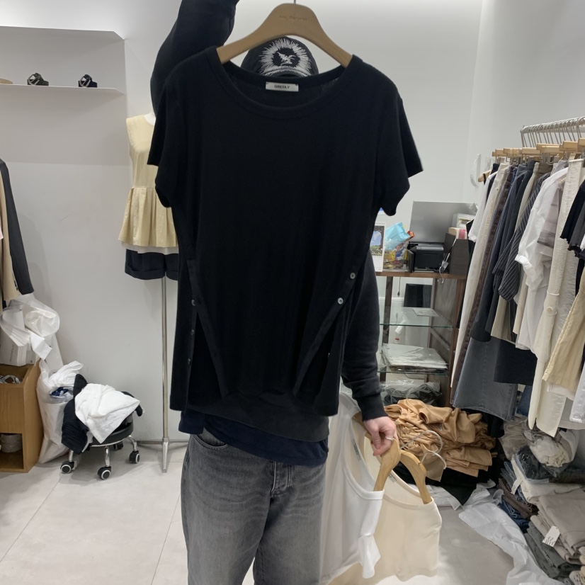 ANN MARGRET韓國代購女裝新品25春夏T恤紐扣GRETA.YT恤圖色3