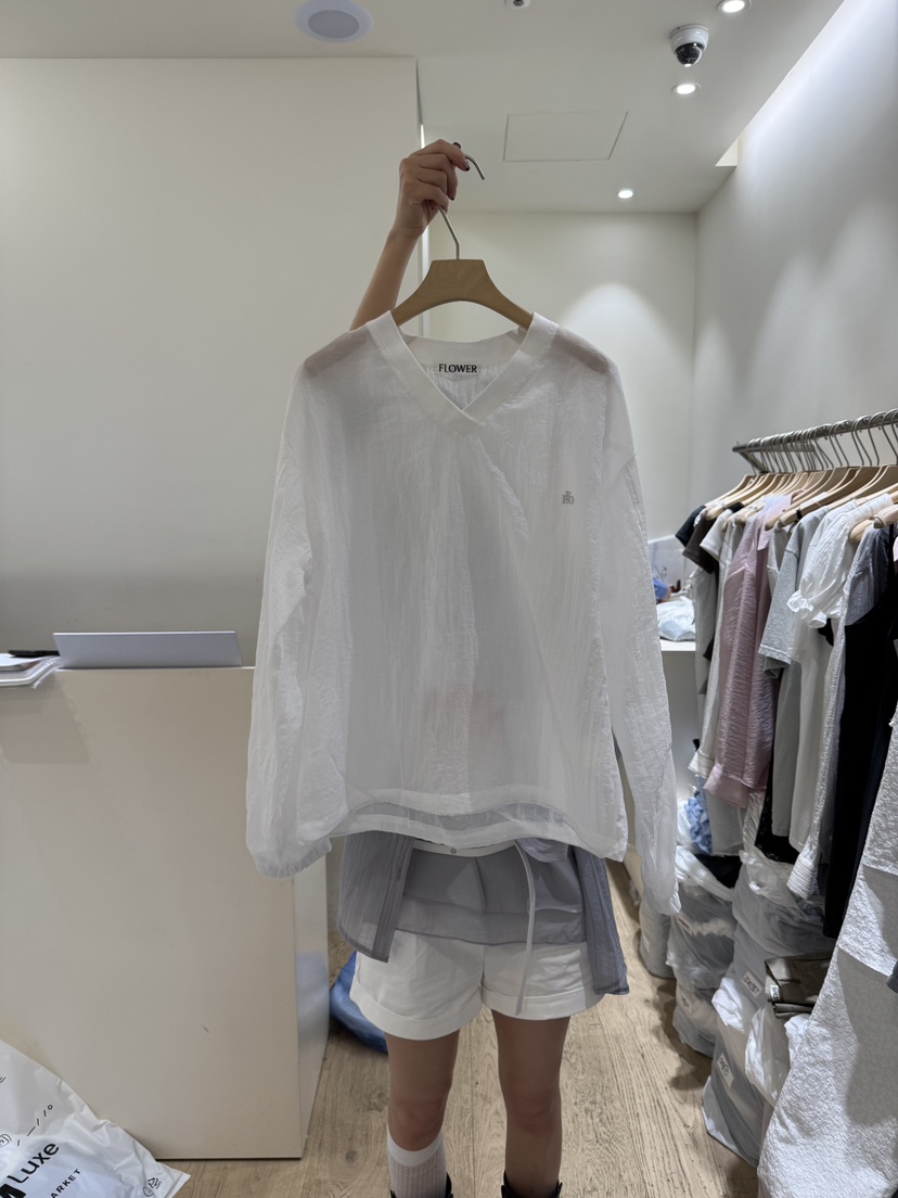 FLOWER-L東大門實拍女士新品休閑25春夏真品熱賣人氣長袖T恤FLOWER長袖T恤圖色1