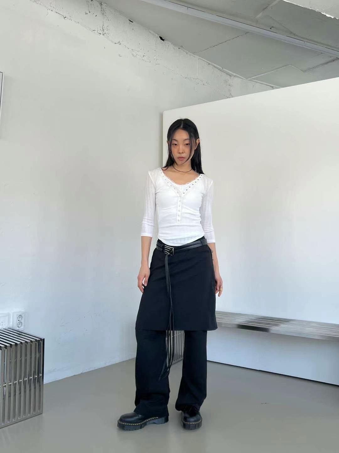 ASKHAKI韓國直郵女士新款25春夏推薦時尚職業真品人氣長袖T恤ASKHAKI長袖T恤