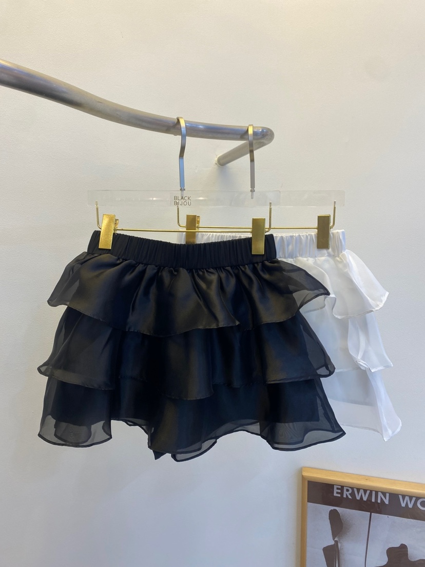 BLACK BIJOU韓國直郵㊣東大門實拍女裝新品時尚熱賣人氣短裙BLACK BIJOU短裙