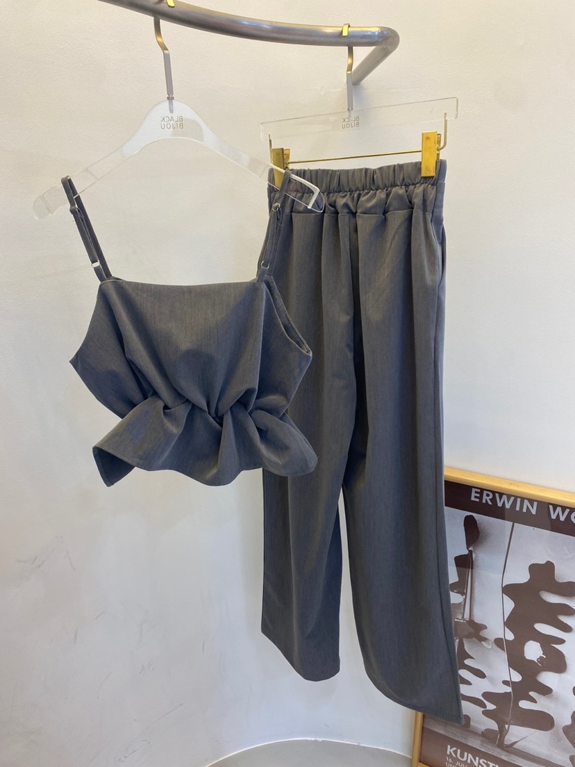 BLACK BIJOU韓國㊣直郵東大門代購女裝新款熱賣時尚25春夏套裝BLACK BIJOU套裝